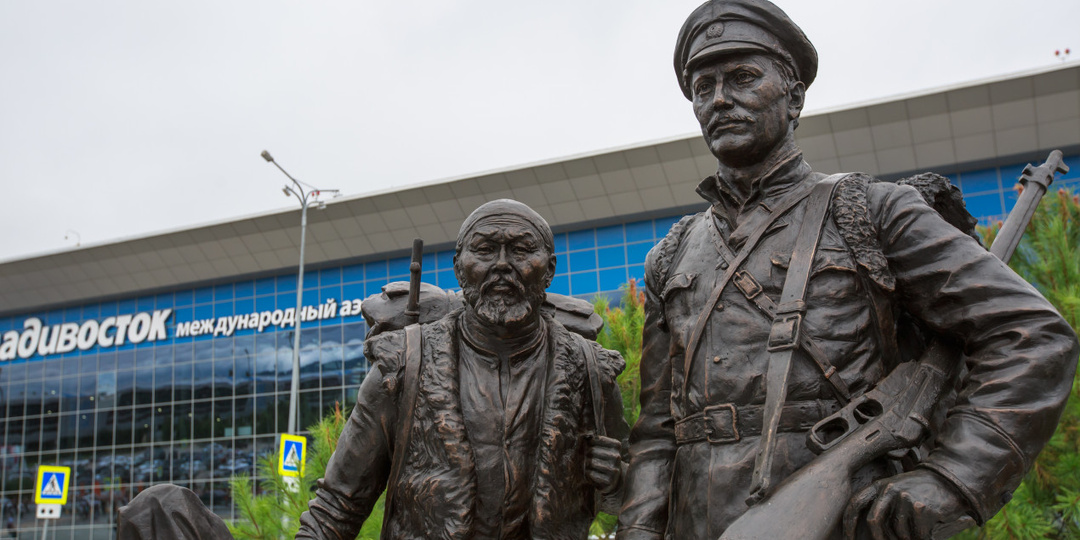 Топ-10 монументов великим географам в России, созданных по инициативе РГО