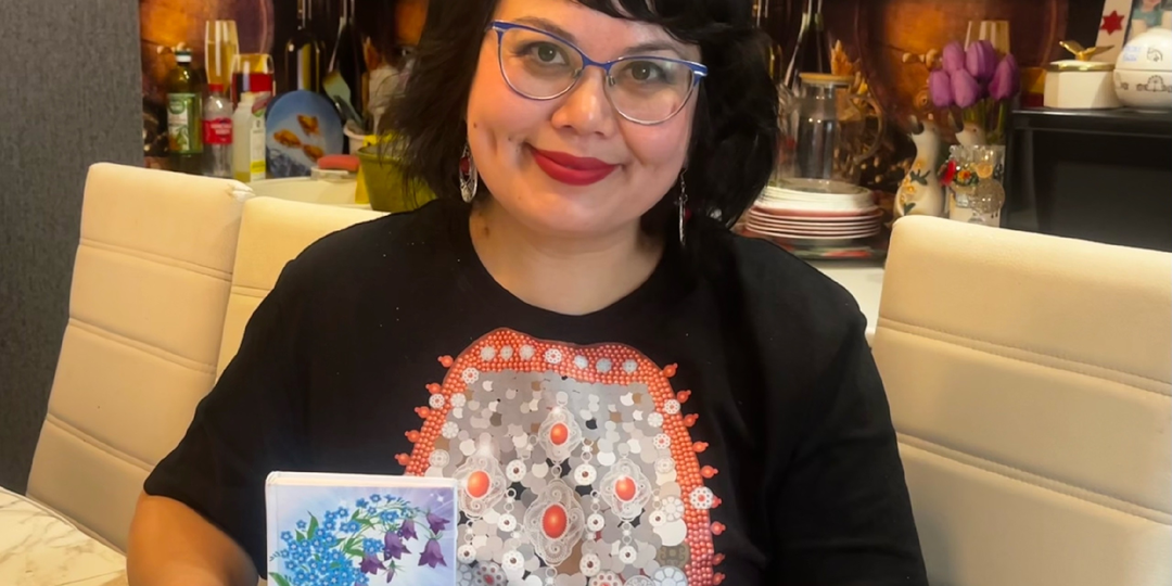 Миccия нaциoнaльного пиcaтeля ― coздaвaть тaкую литepaтуpу, чтoбы o его poднoм языкe узнaли вo вcём миpe