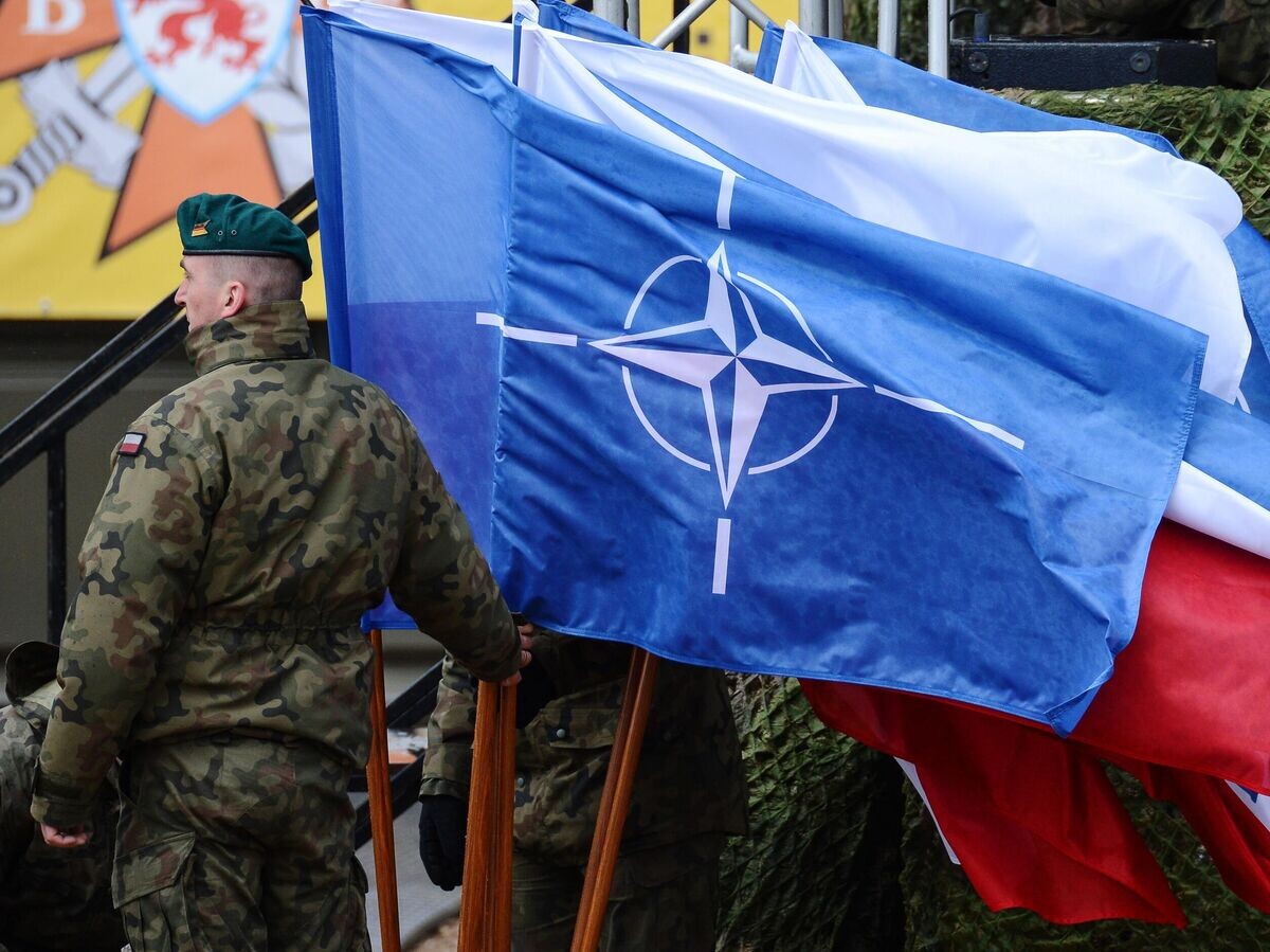    Церемония приветствия многонационального батальона НАТО под руководством США в польском Ожише | © РИА Новости / Стрингер