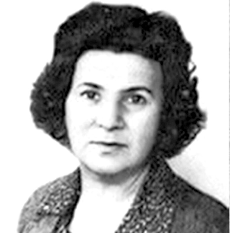 Фото поэтического переводчика Юлии Нейман