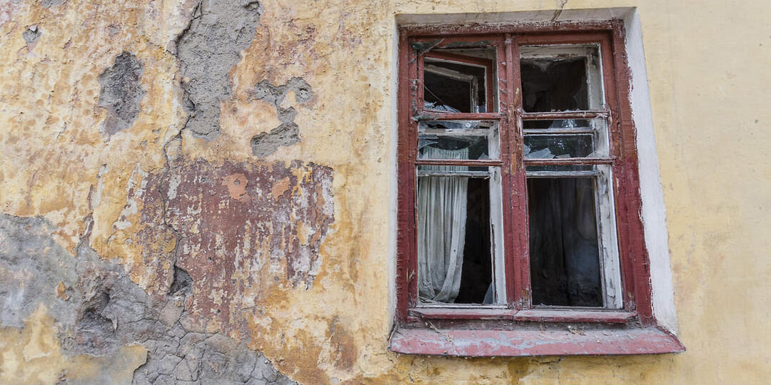 В Туапсинском округе закрыли пленкой 80% выбитых после атаки БПЛА окон