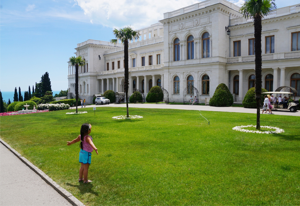 Ливадийский дворец в Крыму.все фото подборки сделаны автором статьи