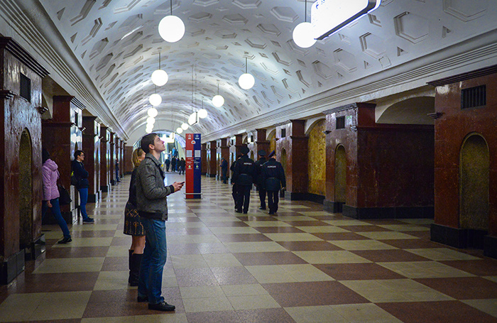 Авария произошла на Сокольнической линии московского метро, движение уже восстановлено