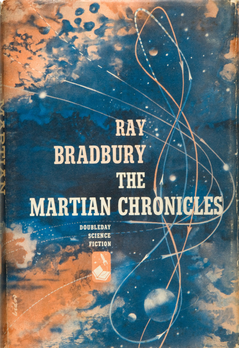 Перед вами не “классическая космоопера”, а хроника переселения, одиночества и колониального соблазна — Марс у Брэдбери часто важнее Земли тем, что показывает человека без оправданий. Эта обложка — исторический артефакт первого издания 1950 года, опубликованный на Wikimedia Commons как свободный медиафайл.