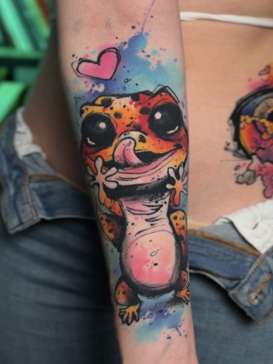 На фото татуировке 3 года, коррекций не проводилось