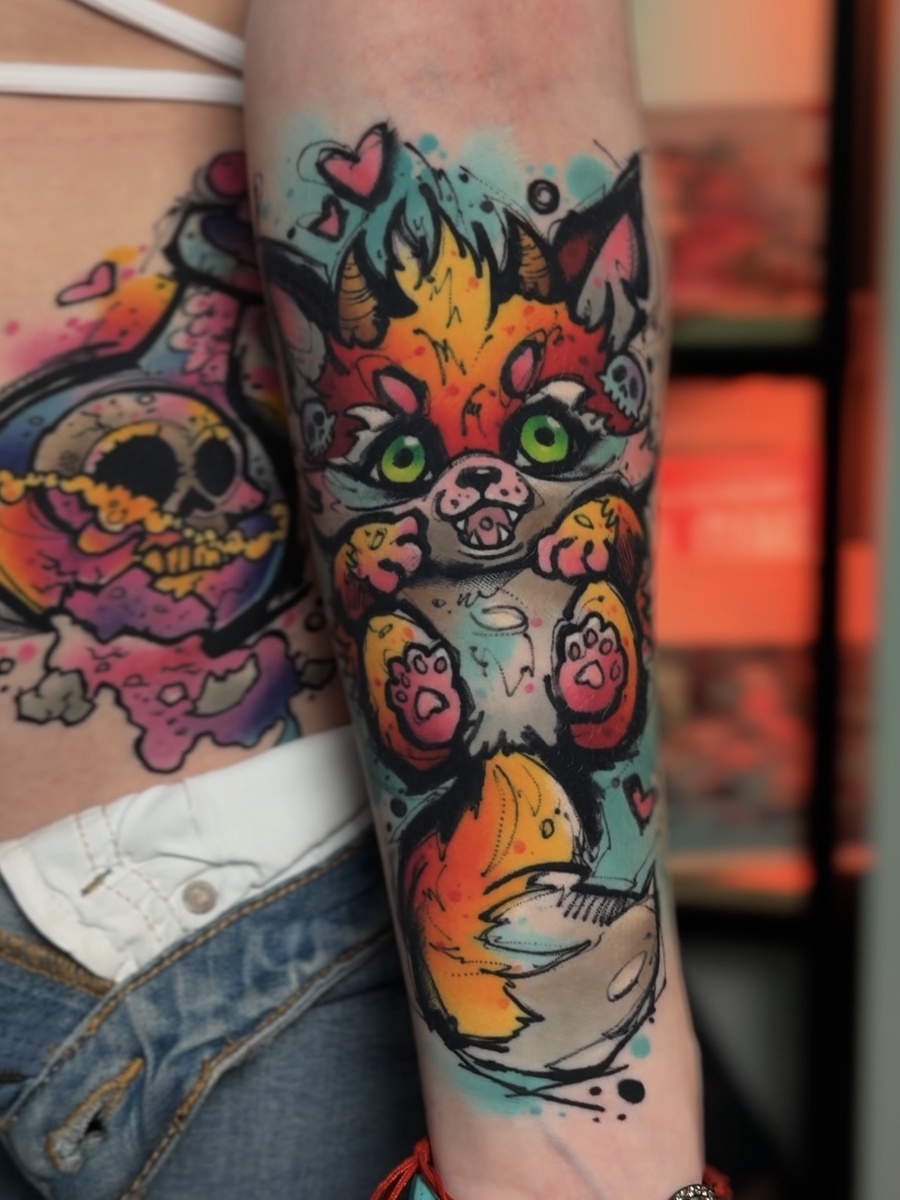 На фото татуировке 2 года, коррекций не проводилось