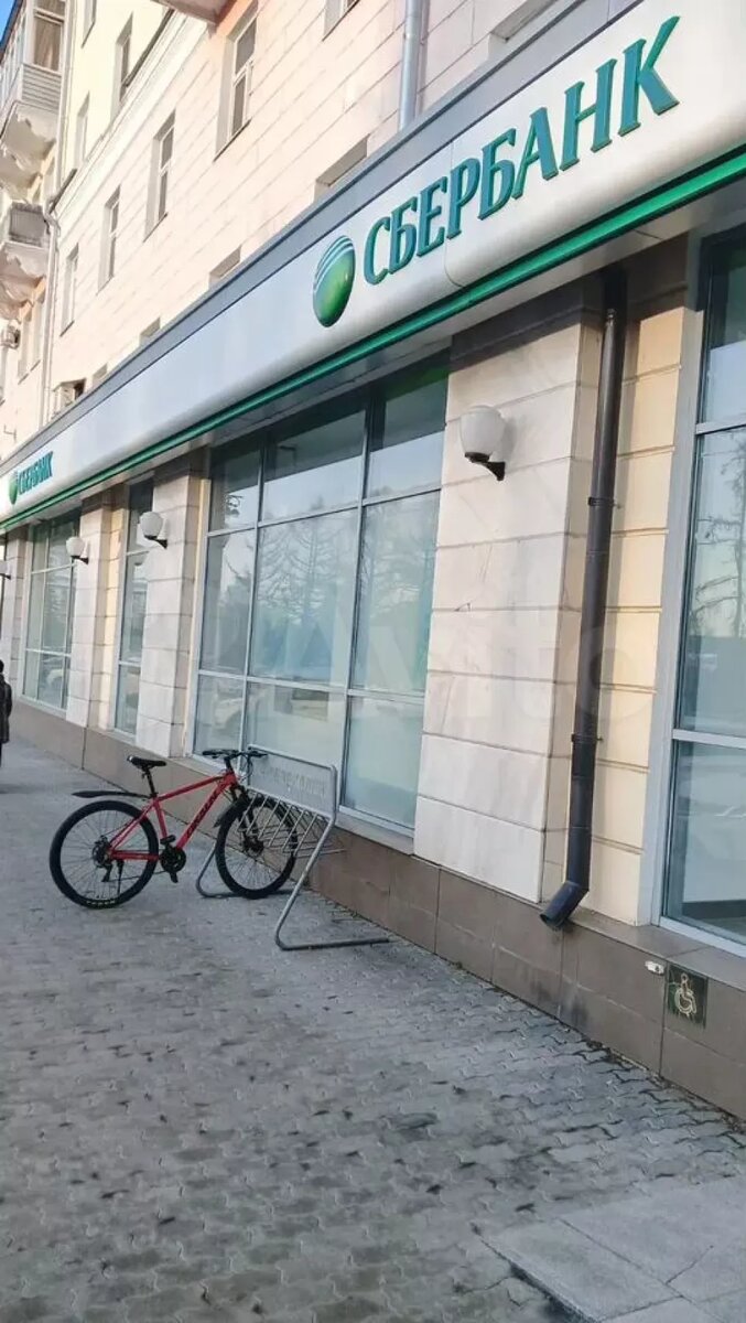    Помещение находится на пересечении проспекта Ленина и улицы Шевченко. Источник: avito.ru