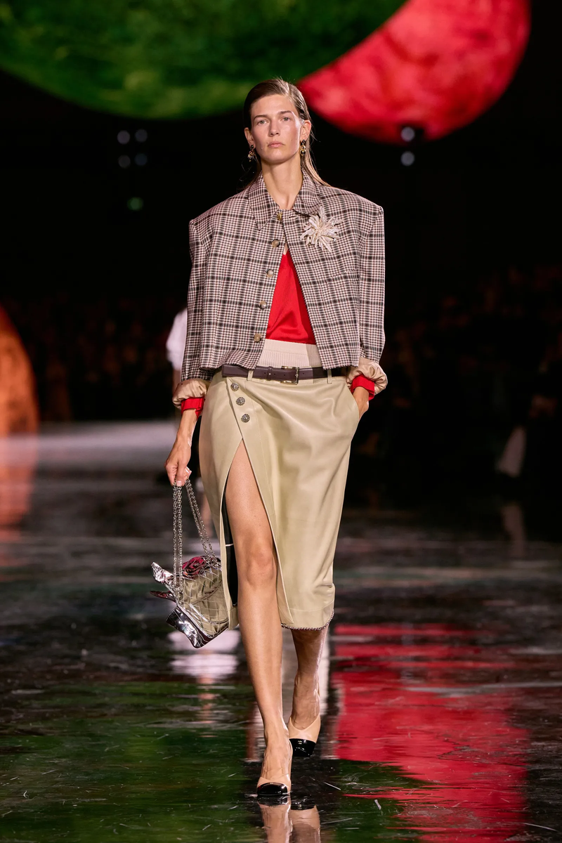 Весна-лето 2026 от Chanel