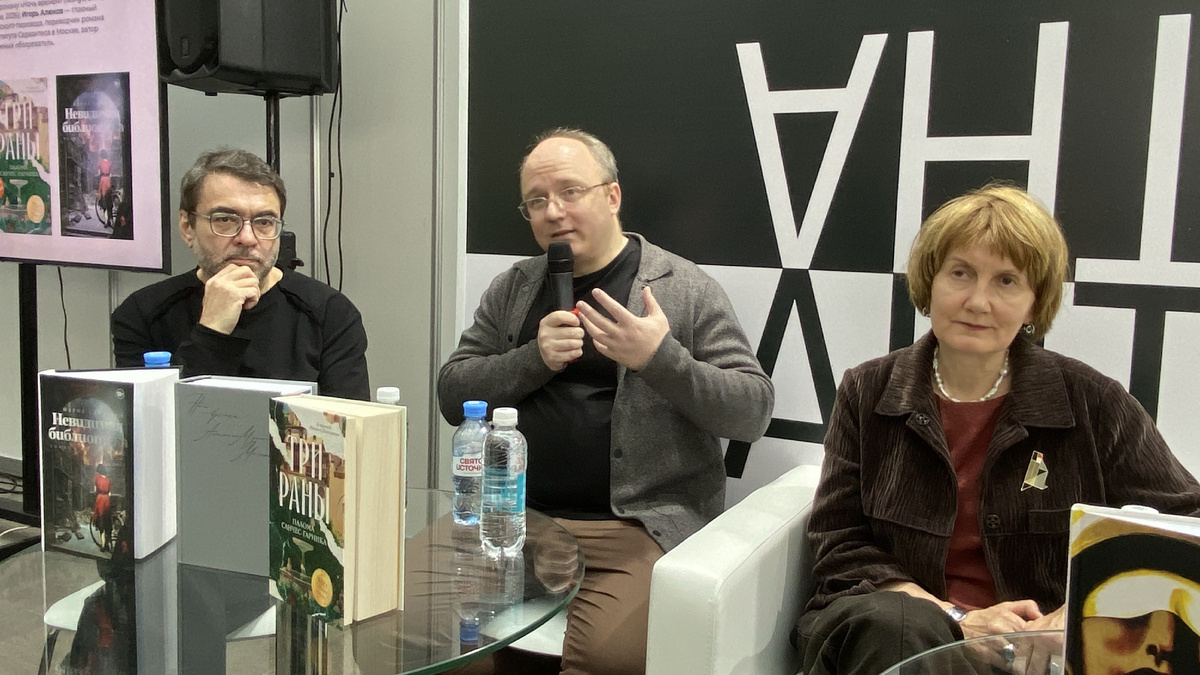 Участники встречи Игорь Алюков, Михаил Емельянов, Татьяна Пигарёва