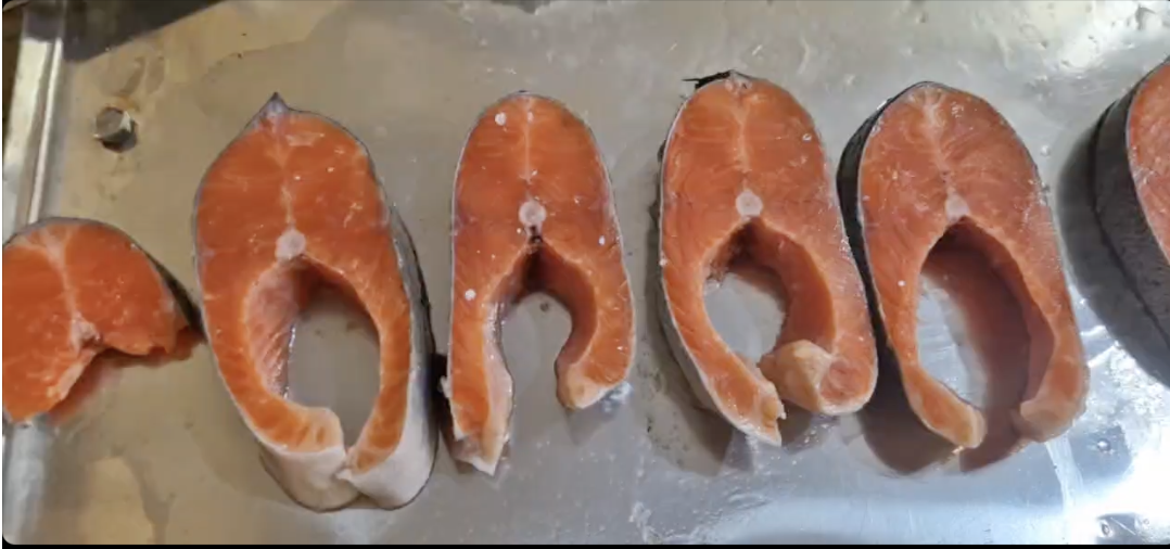 Стейки после нарезки на порционере ПП-1200/610