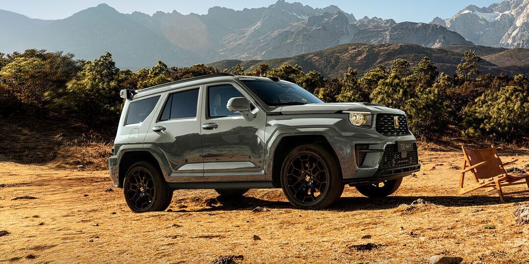 863 л. с. и расход 1,16 литра на «сотню»: представлен новый брутальный внедорожник Tank 700 Hi4-Z. Сколько он стоит
