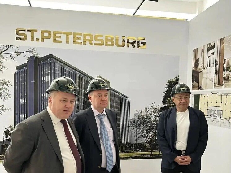     На этой площадке планируют постоянно выставлять товары петербургских производителей. Фото: МАКС-канала вице-губернатора Санкт-Петербурга Кирилла Полякова