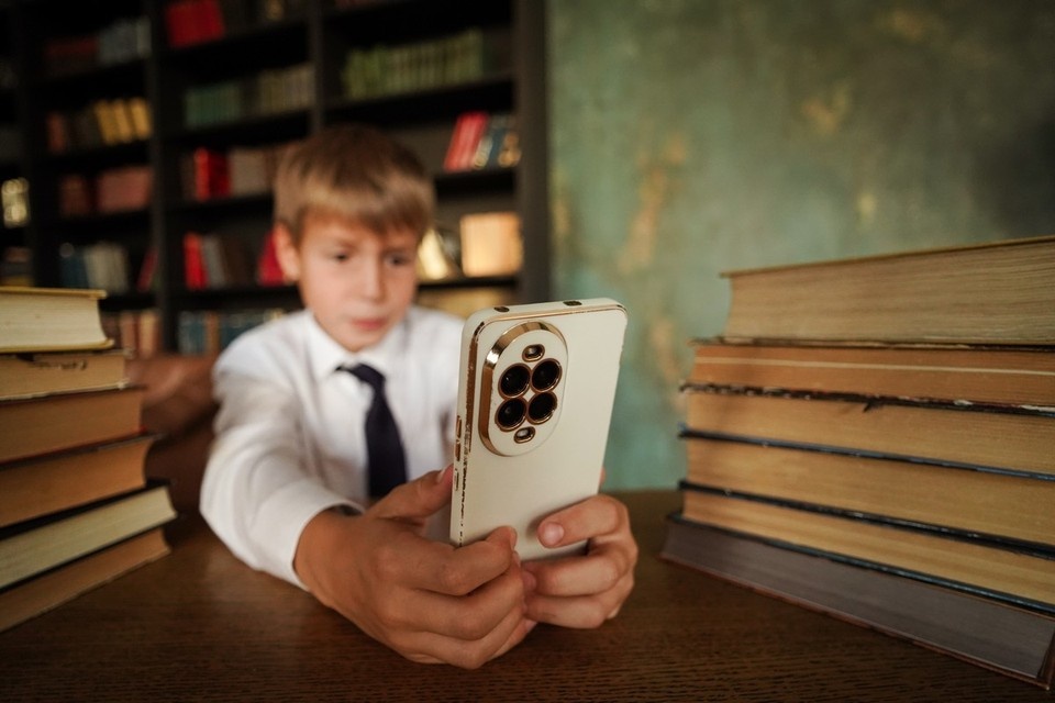    На некоторых информационных ресурсах и в социальных сетях на днях растиражировали новость о том, что участников конкурса для школьников «Кибердром.Старт» отбирают для пополнения Войск беспилотных систем ВС России. Светлана МАКОВЕЕВА