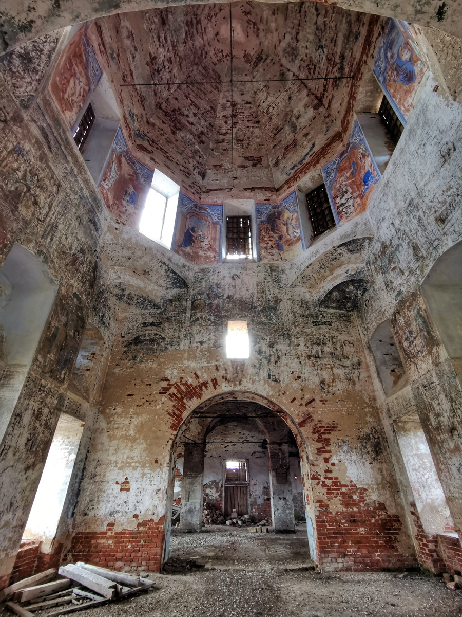 Юрково. Церковь Михаила Архангела