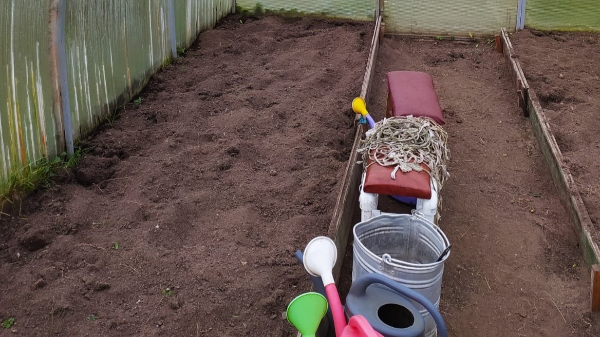 Хозяйственное мыло и мягкая тряпка. Никакой химии, никаких жестких щеток