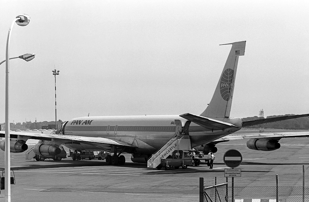 Тот самый корейский Боинг-707 (в 1975 году принадлежал авиакомпании Pan Am)
