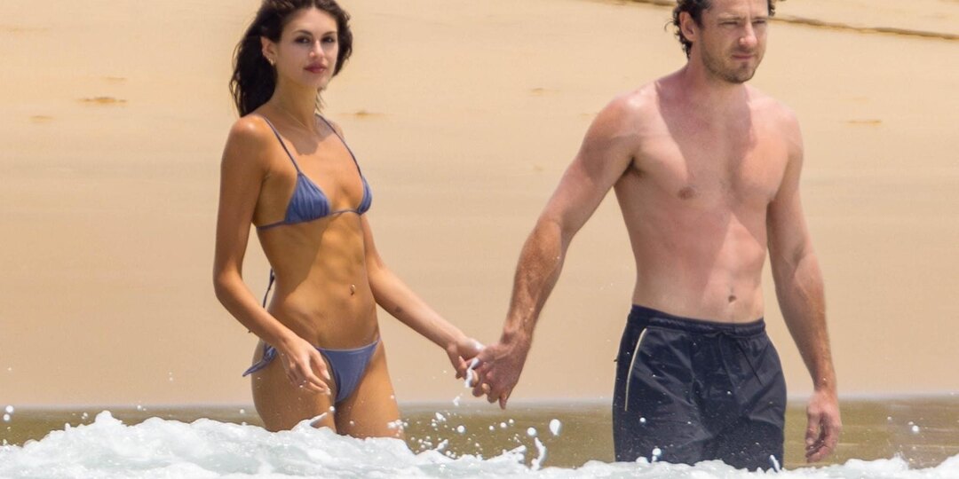 Кайя Гербер в крошечном бикини отдыхает с бойфрендом в Мексике
