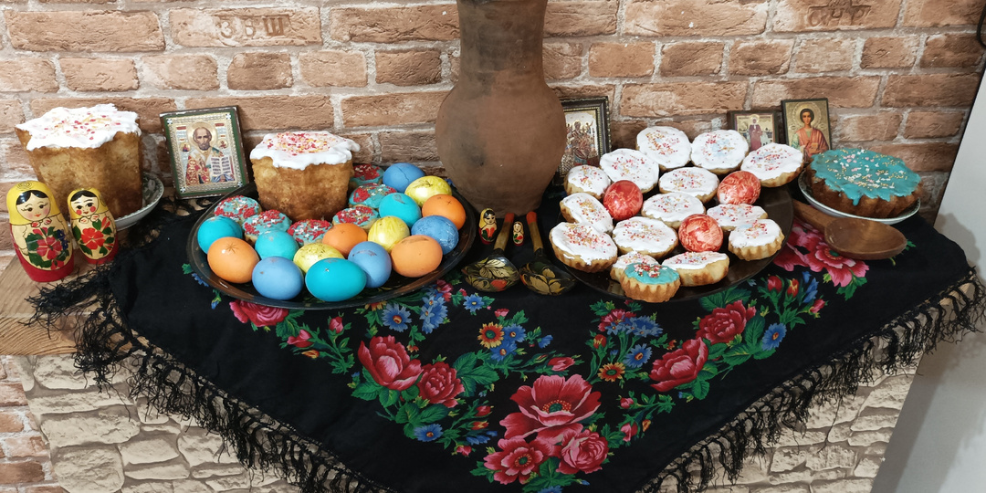 Со светлым праздником Радоницы!
