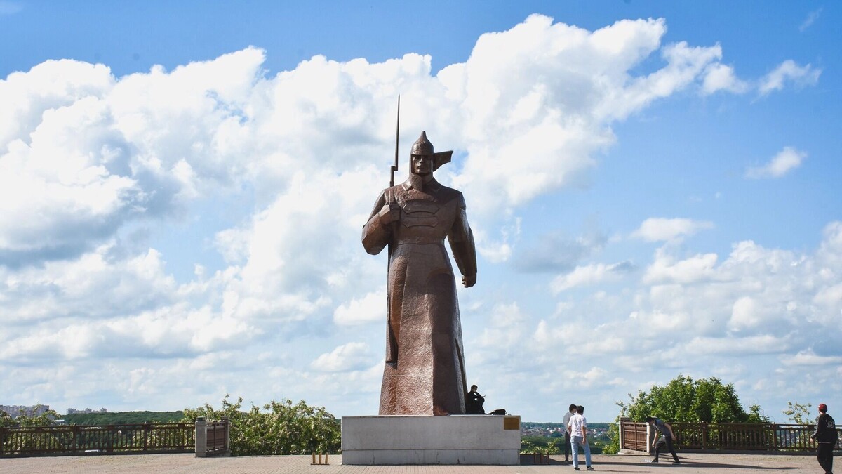    В Ставропольской библиотеке для слепых проводят экскурсии для незрячих по городу и краю   1MI