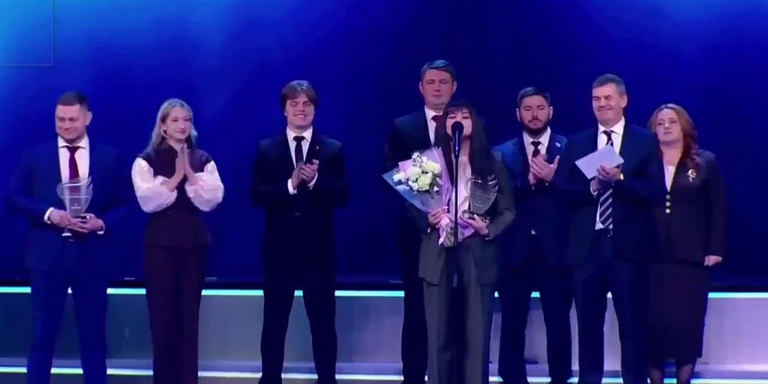 Победителем муниципальной премии «Служение» в номинации «Молодой современный управленец на службе страны» стал волонтерский центр «Аргумент» из Новошахтинска