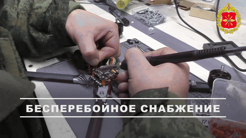    Ударные БПЛА на оптоволокне "Скворец" применяются для огневого поражения противника в глубине его обороны. Видео Минобороны РФ