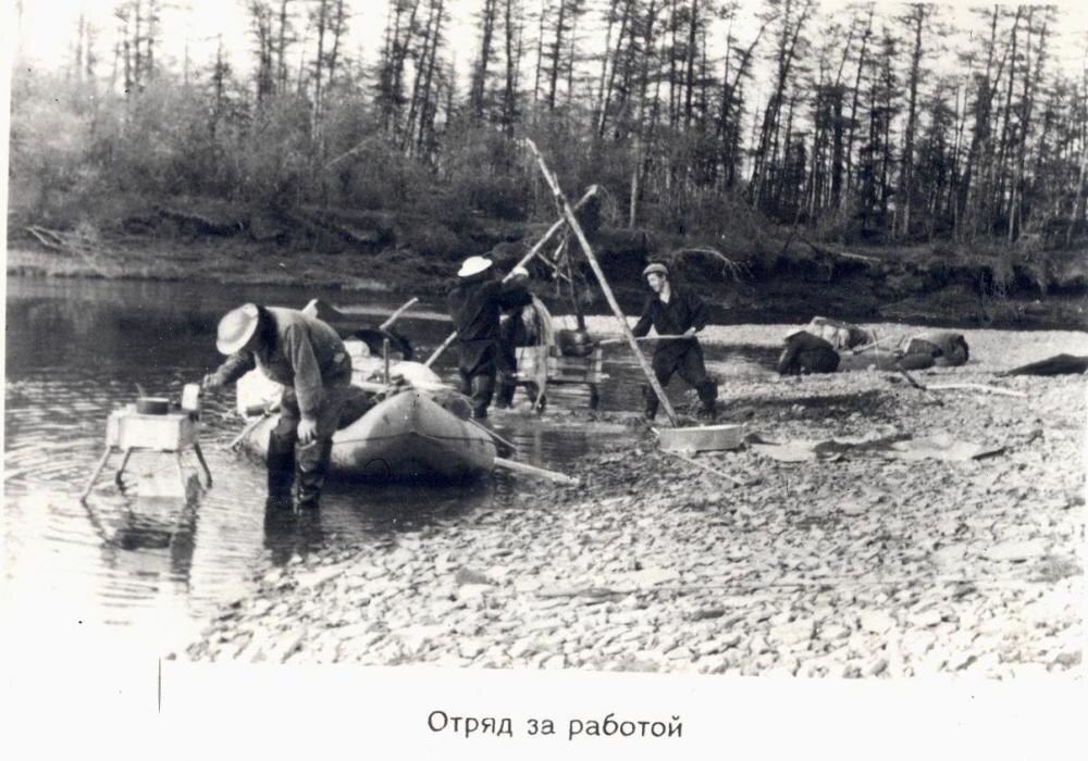 Геологи Амакинской экспедиции в Якутии, 1950-е. Такими маршрутами нашли трубку «Мир»
