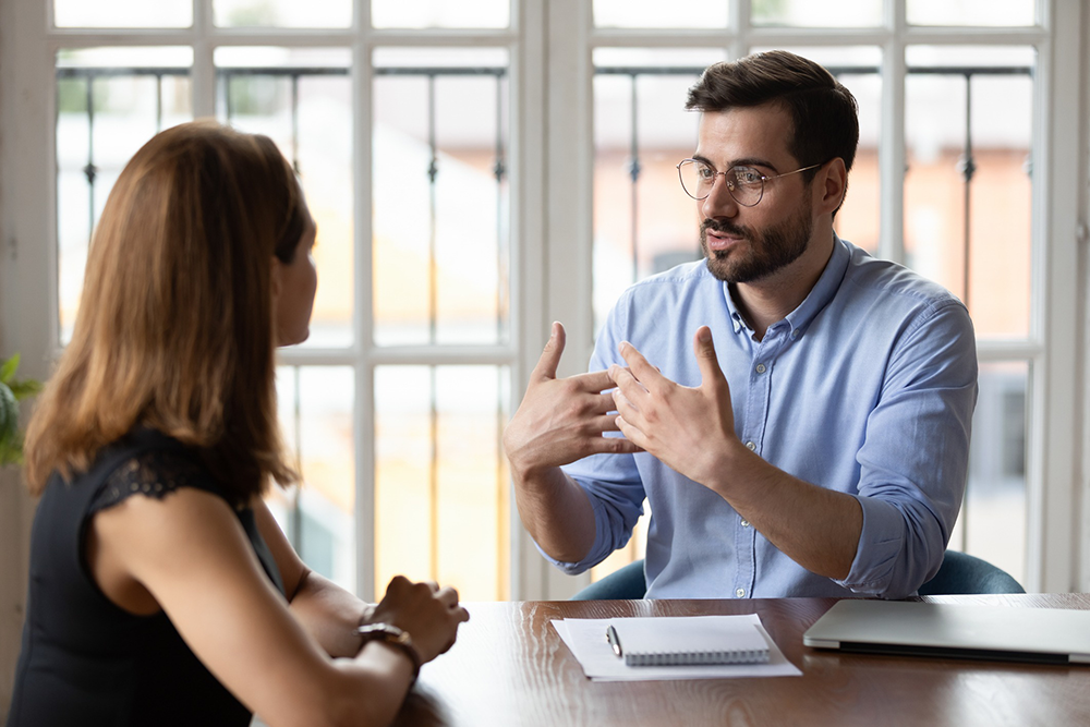    Деньги перестали быть главным аргументом в переговорах. / Fizkes / iStock