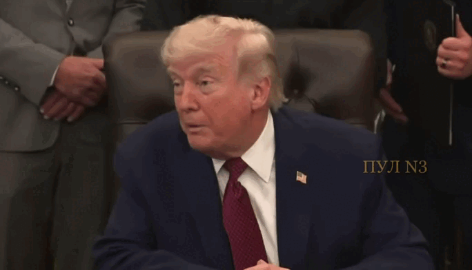    Трамп всё ещё на своей волне и утверждает, что "Иран стал милее общаться с США". Видео: ТГ-канал "Пул №3"