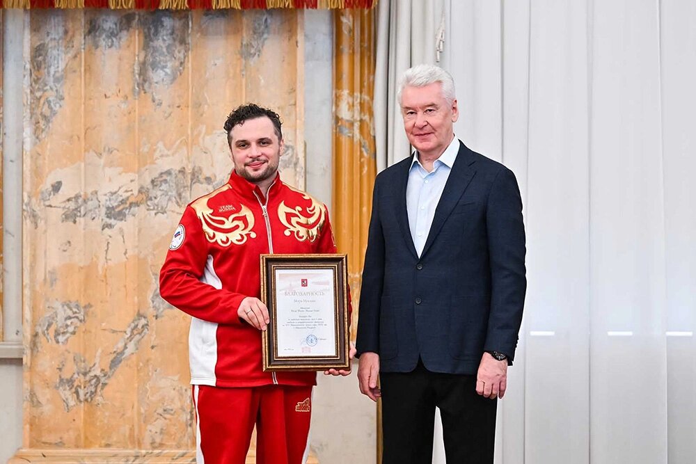    Сергей Собянин наградил москвичей — чемпионов и призеров Паралимпиады 2026 года. Фото: Пресс-служба Мэра и Правительства Москвы/ Максим Мишин