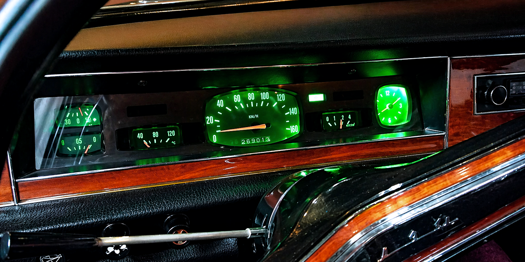Спидометр показывает 200, а машина еле тянет 140: на каких скоростях передвигались в СССР