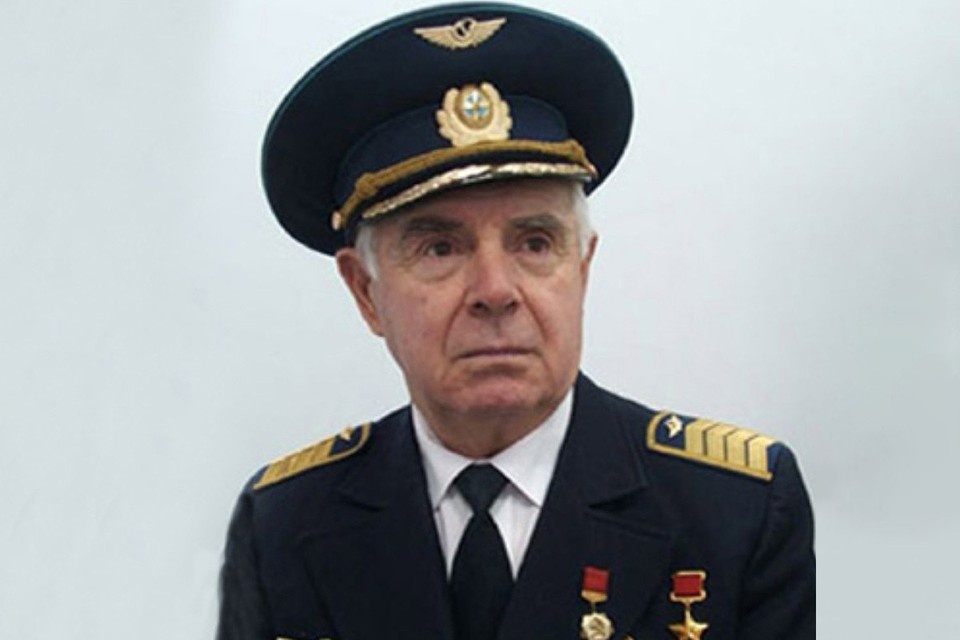    Герой СССР летчик Иван Кашин