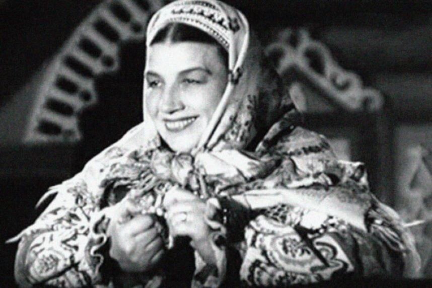 Лидия Русланова на выступлении