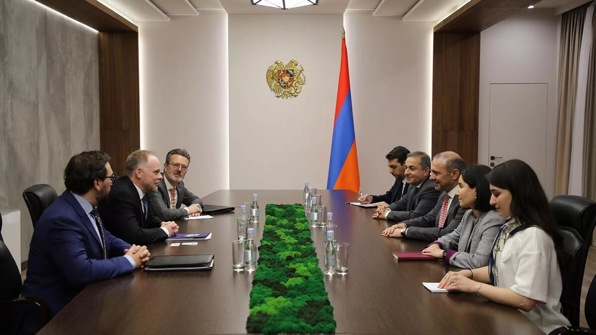© Photo : press office of the Security Council of Armenia