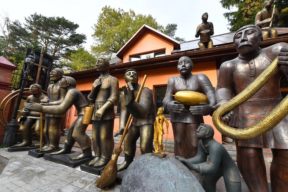    Экспозиция Дома-музея скульптора Зураба Церетели в пос. Переделкино. Фото: АГН Москва/ Сергей Киселев