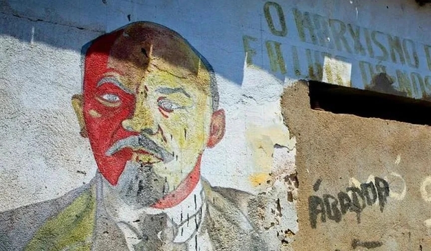 ЛЕНИН ПЛАНЕТАРНЫЙ