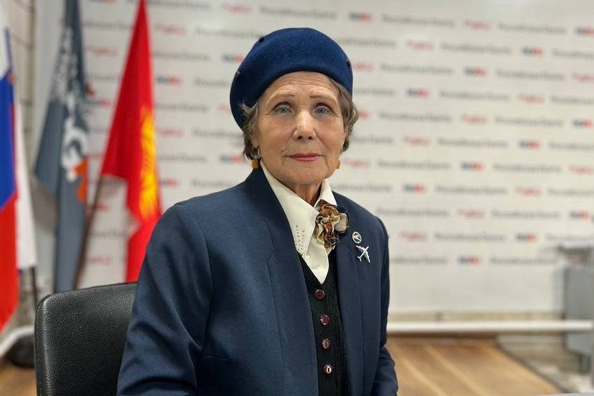    Людмила Ольховская: Оказавшись в кабине пилота, я ощутила себя небесной королевой! / Любовь Шкуратова