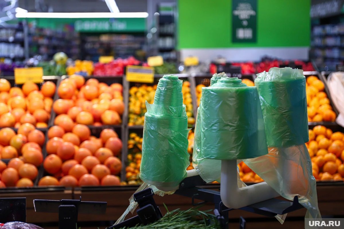     Гражданам грозит до 15 суток ареста за воровство большого количества пакетов