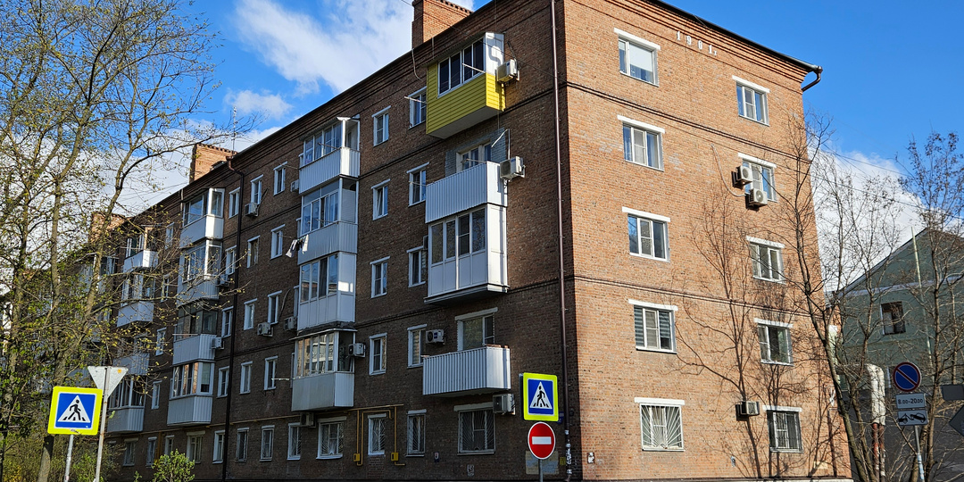 Типовые дома СССР. Серия 1-438 – Киевская "народная" хрущёвка в южных городах РФ