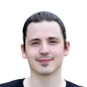 Врач-траматолог Илья Григорьев