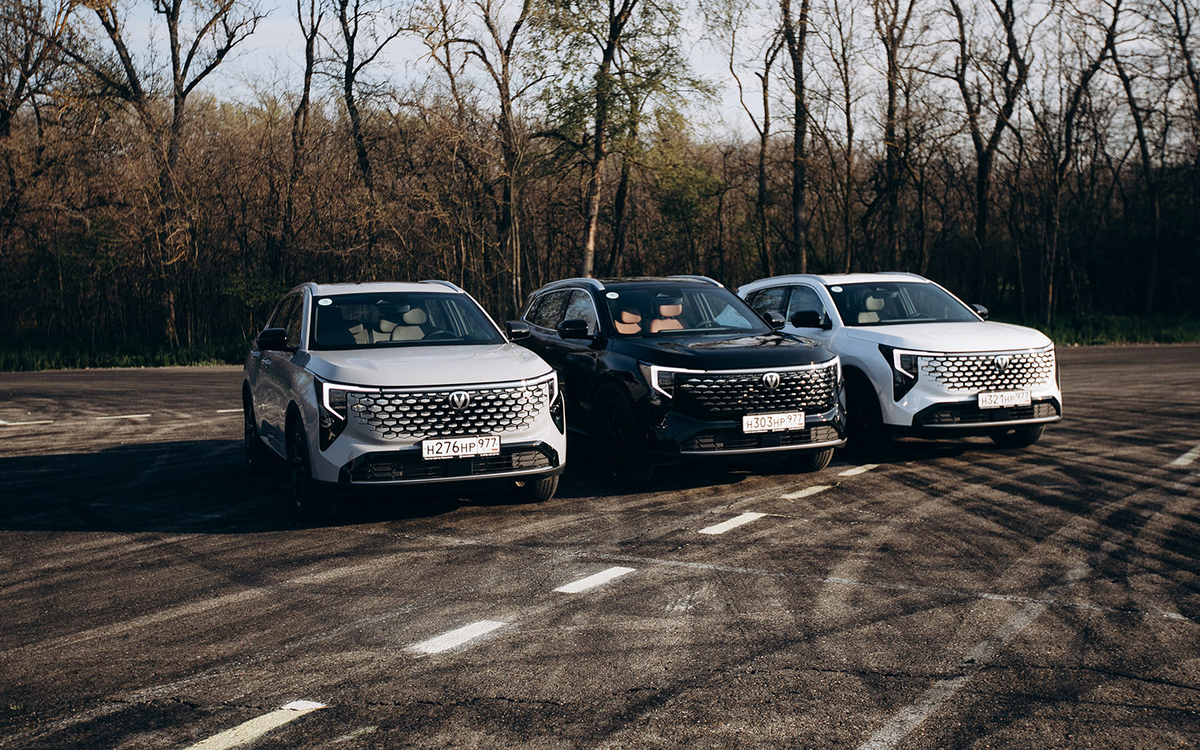 Полноприводные кроссоверы Changan Uni-S перед проверкой на дорогах