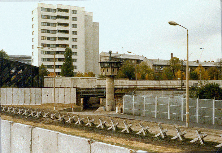 Берлинская стена в 1980 году