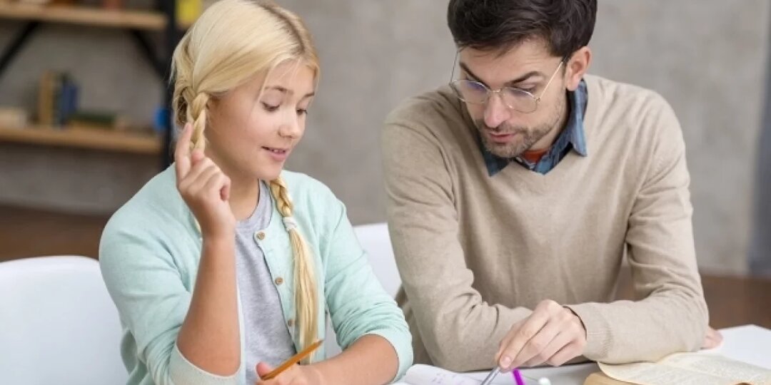Родители тратят на репетиторов до 6000 рублей в неделю в Волгограде