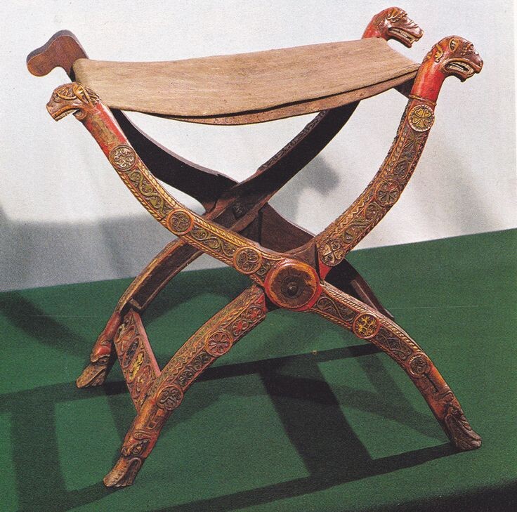Curule Chair. Древний Рим