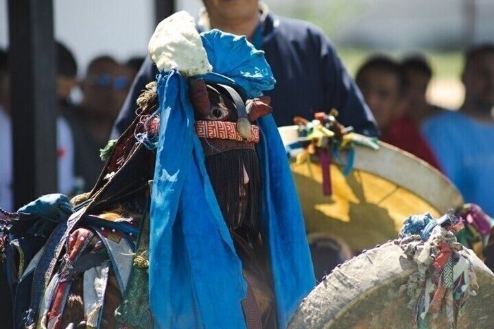 Житель Бурятии рассказал, как шаман обругал его за отказ ходить на кладбище