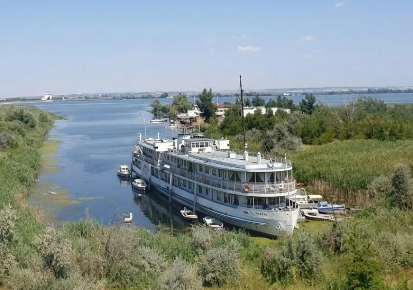 Рисунок для иллюстрации. Примерно так и выглядел поставленный на вечный прикол "Севастополь"