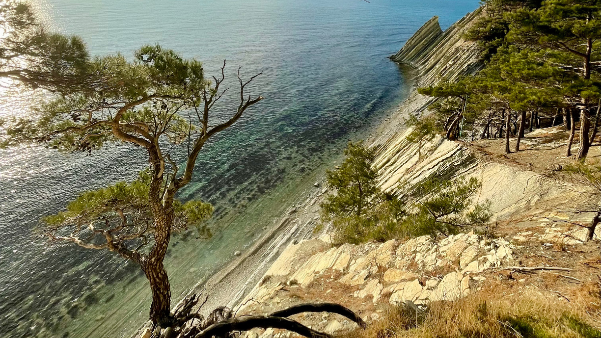 Смотровая на скалу Утюг