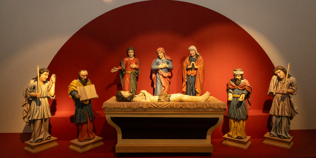 В Манеже открылась выставка «Собор Святых».