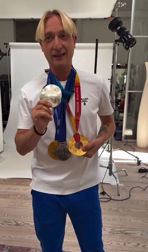 Чемпион Евгений Плющенко