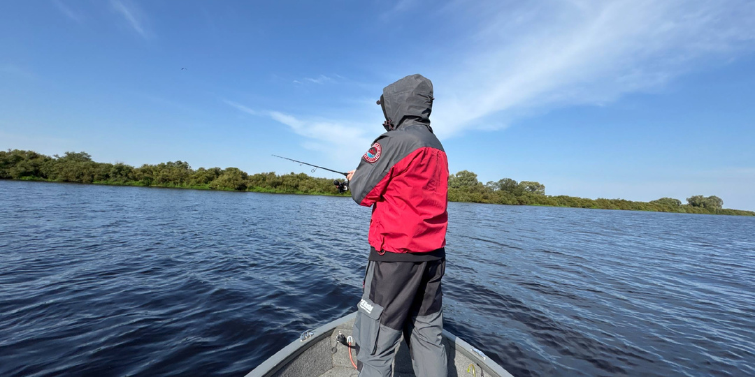 Выбираем лодочный костюм для весны и лета
