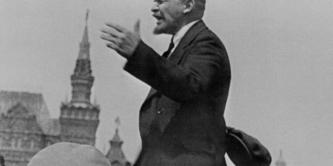 Опрос показал, что россияне думают о Ленине